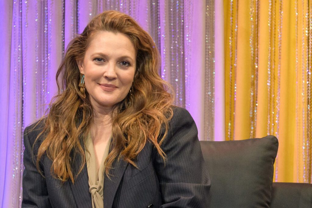 Drew Barrymore Visits SiriusXM's 'The Howard Stern Show'