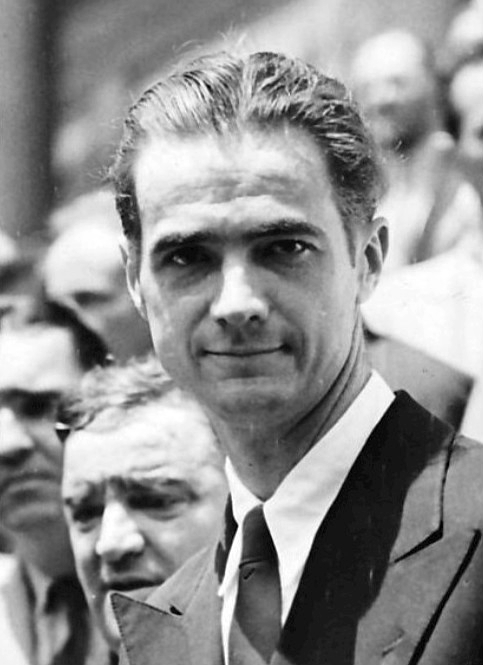 Howard Hughes 2