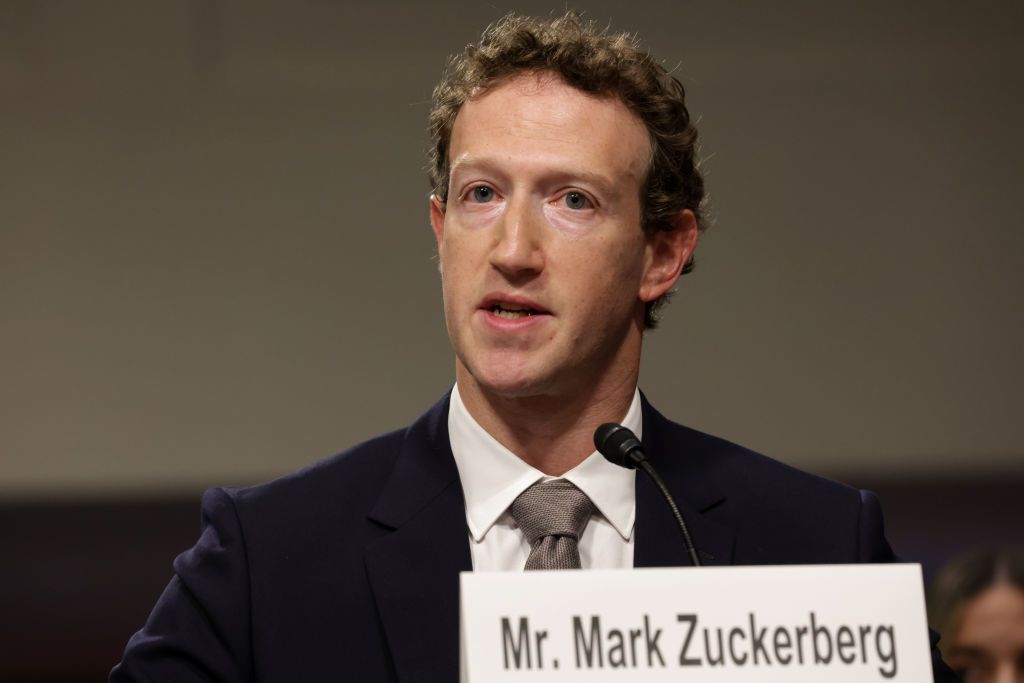 Mark Zuckerberg 0